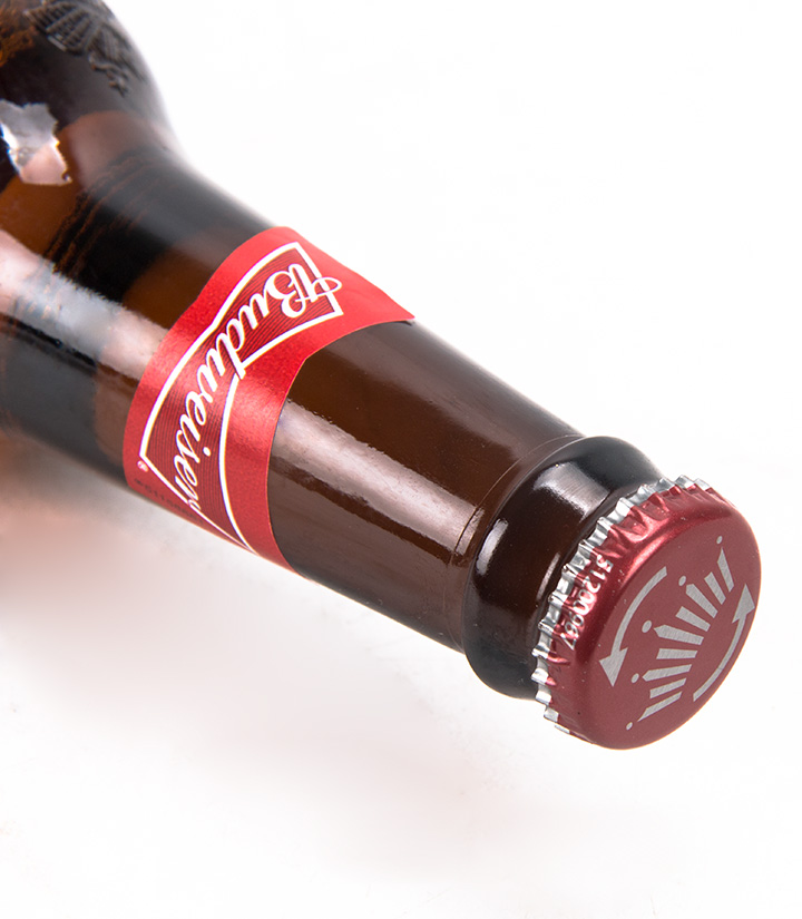 百威啤酒（红标玻璃瓶）300ml 瓶
